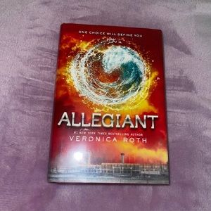 Allegiant by Veronica Roth